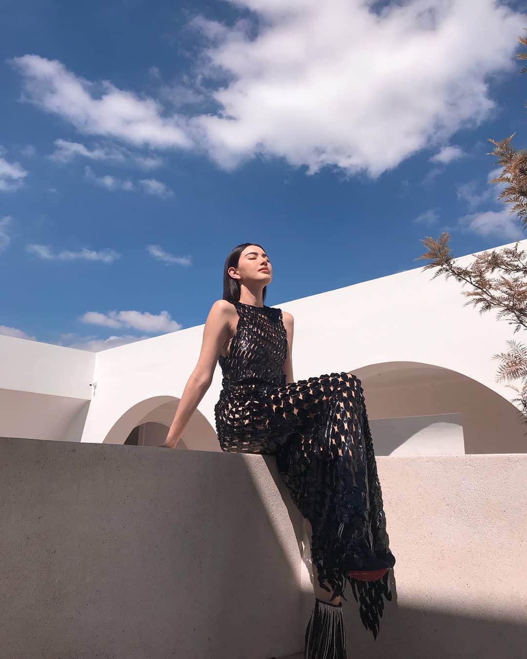 のインスタグラム：「🖤ออกมารับแดดคร่าาา」