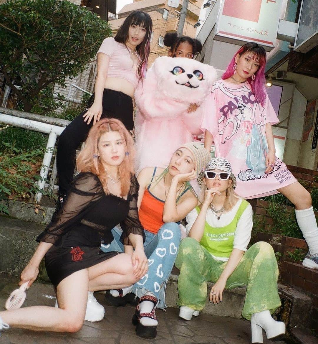 あっこのインスタグラム：「Zoom gals🍒🍒🍒」