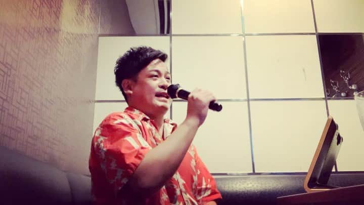 大野大輔のインスタグラム：「#1日1曲#79日目#松任谷由実#hellomyfriend」