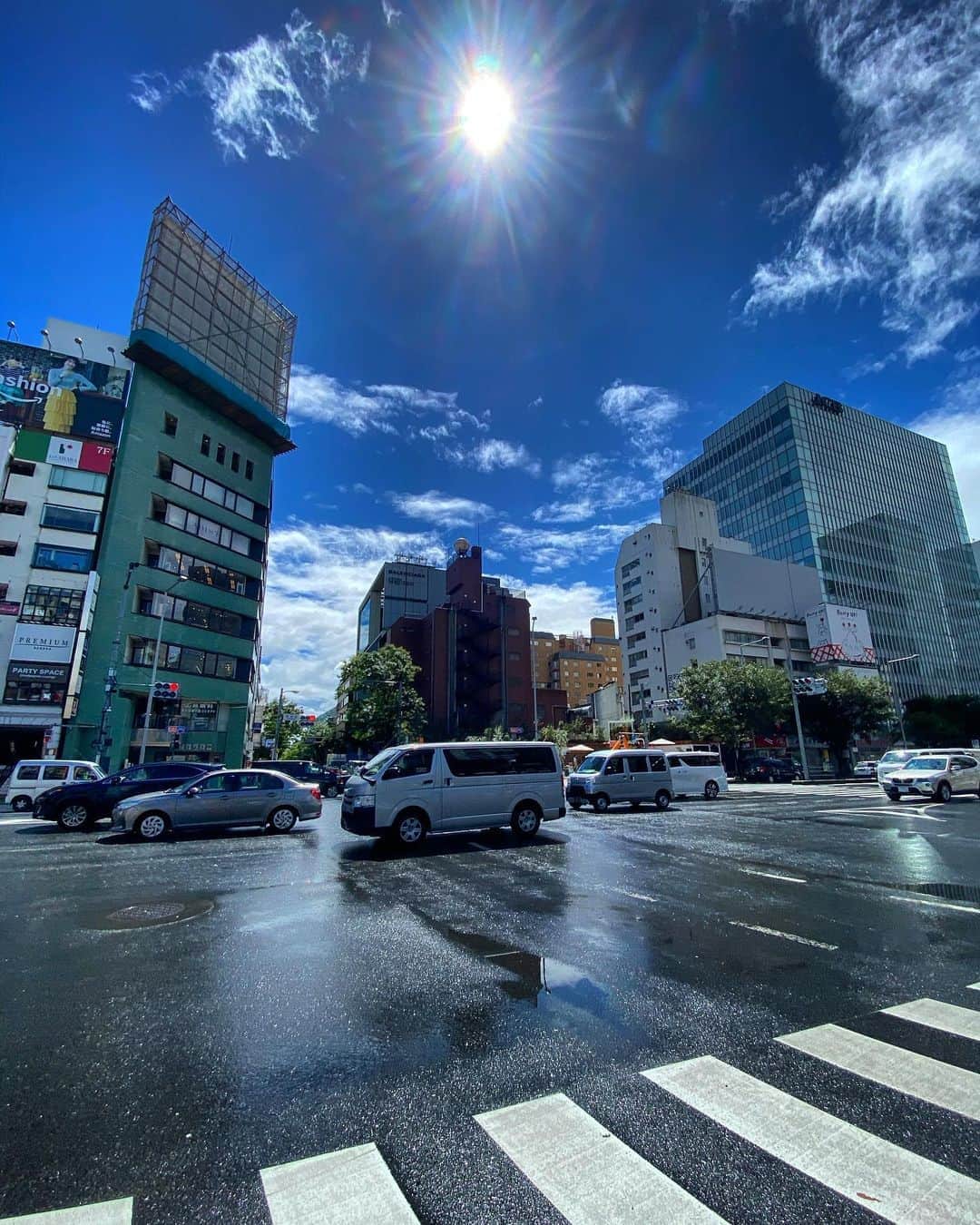 のインスタグラム：「#streetphotography #storyofthestreet #streetscenesmag #streetoftokyo #streetcinematography #streetoftones #kaishishido #iphone11pro #photography #photographer #photooftheday」