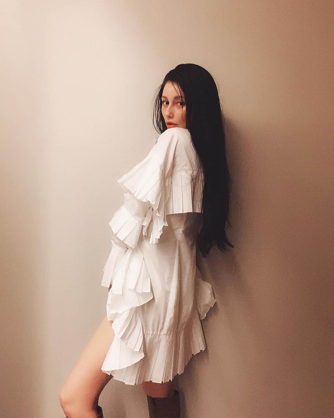 ダレノガレ明美さんのインスタグラム写真 - (ダレノガレ明美Instagram)「🦋🦋🦋🦋 安心してください！ 中にショートパンツ履いてます。 @enfold_official」9月3日 17時16分 - darenogare.akemi