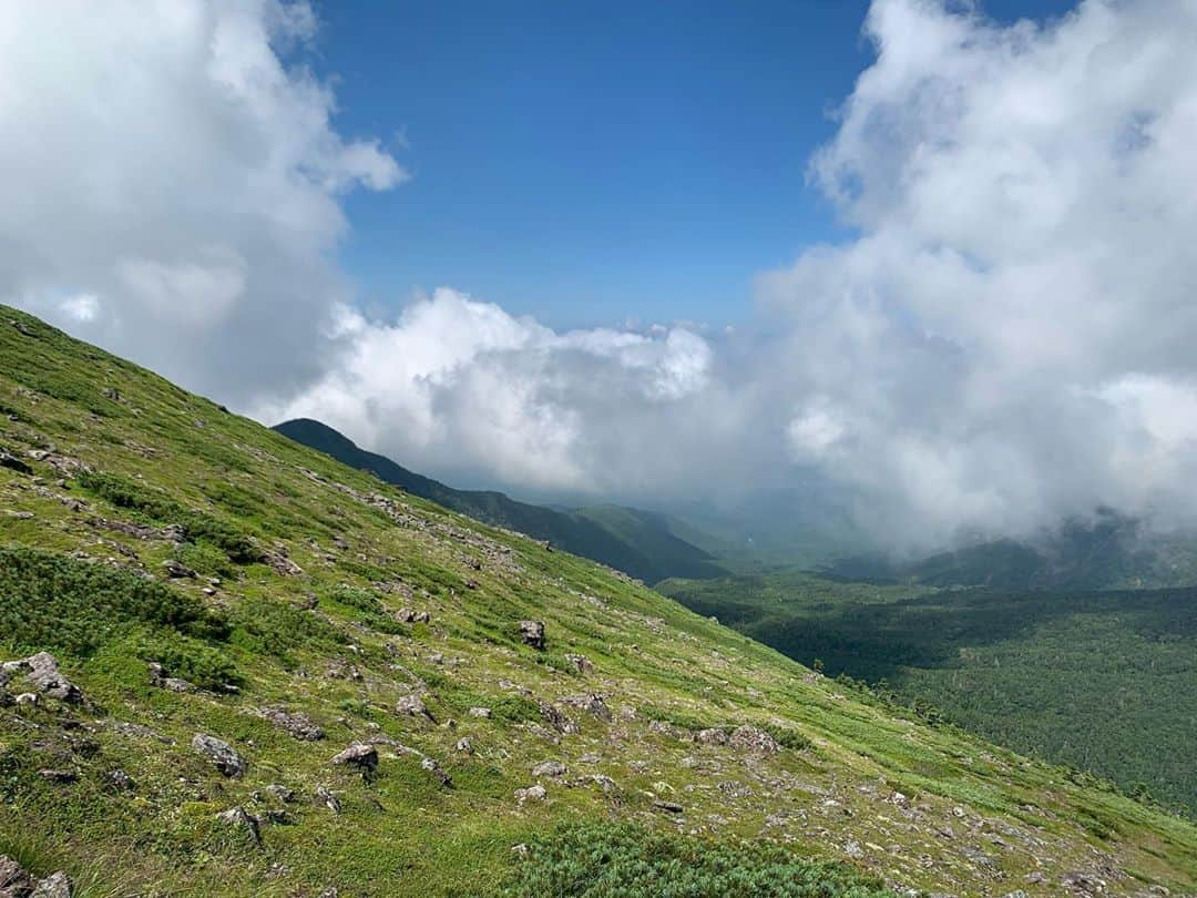 中村優さんのインスタグラム写真 - (中村優Instagram)「約半年ぶりに参加出来た　@orangebackpackers での登山⛰🍊日帰りで硫黄岳へ。山頂まではギリギリ良いお天気で素晴らしい景色を観ることができました！！ #登山#優trekking#八ヶ岳#硫黄岳」9月3日 18時03分 - nkmr_yu