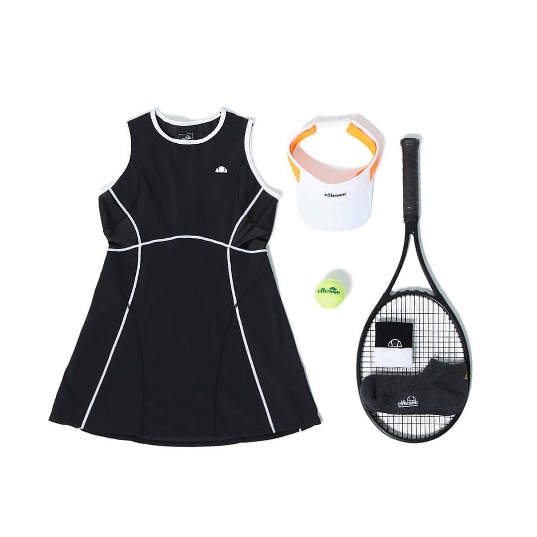 のインスタグラム：「Items｜*TENNIS 2020 FALL & WINTER* 吸汗速乾機能とUVケア機能に加え、軽量かつ薄手ですが透けにくく、ストレッチ性にすぐれた素材を使用したゲームドレス。3Dスキャナによる立体設計によ る着心地と機能性を両立しています。 ... Game Dress [EW00300] ¥17,600 Game Visor [EAC10106] ¥4,400 Wrist Band [EAC90100] ¥990 90 Ankle Socks [EAC00103] ¥1,430 … #ellesse #エレッセ」