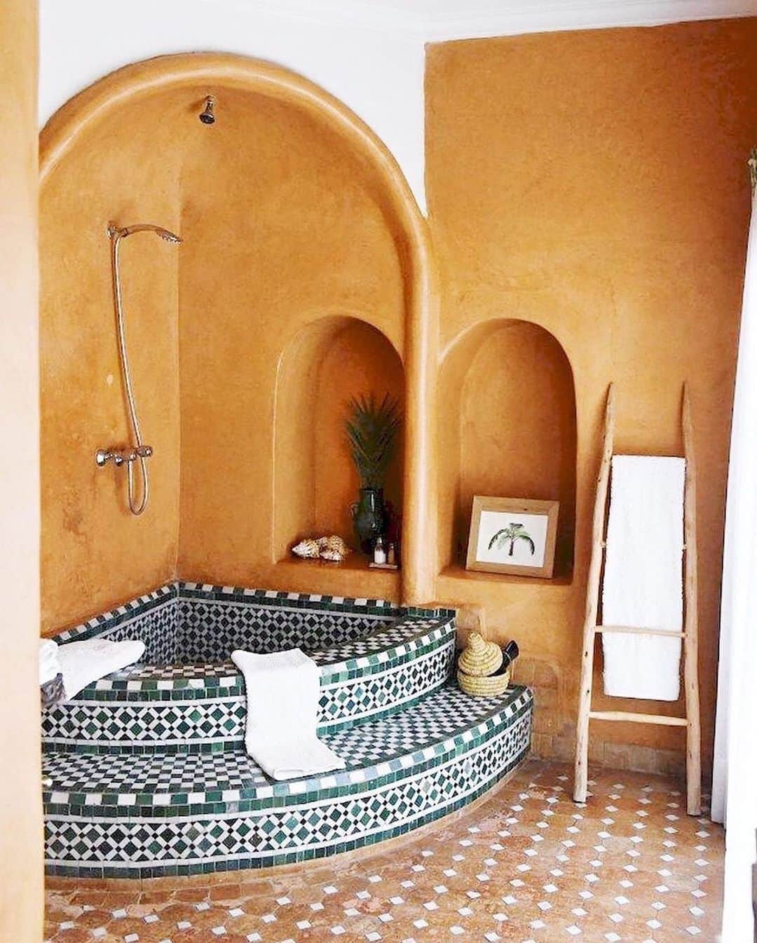 ジョジー・マランさんのインスタグラム写真 - (ジョジー・マランInstagram)「Where we'd like to be right now...  ⠀⠀⠀⠀⠀⠀⠀⠀⠀ Credit: @casavoguebrazil 📍 Riad Jardin Secret in Marrakech, Morocco  #travelphotography #travel」9月4日 4時46分 - josiemaran