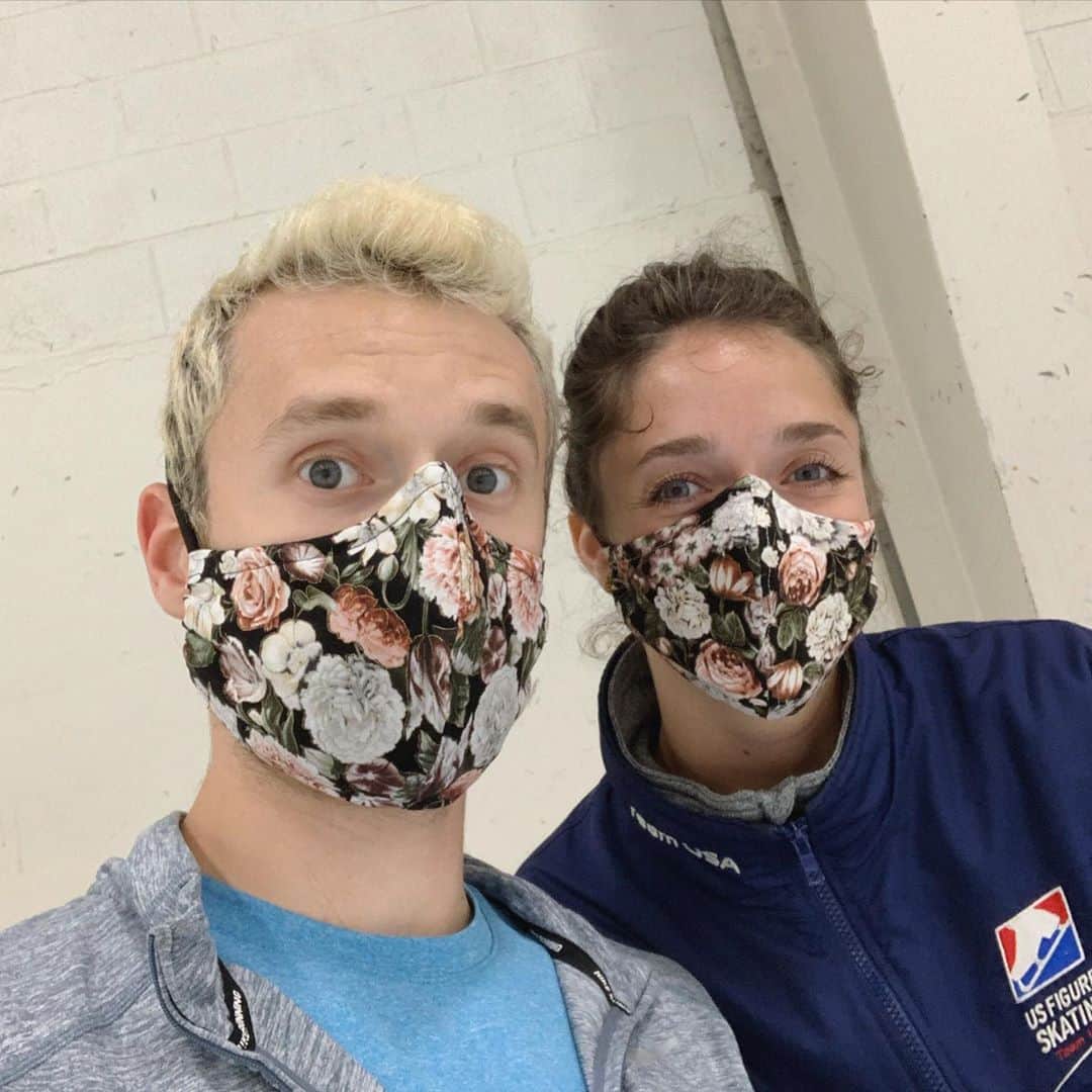 のインスタグラム：「#twinning」