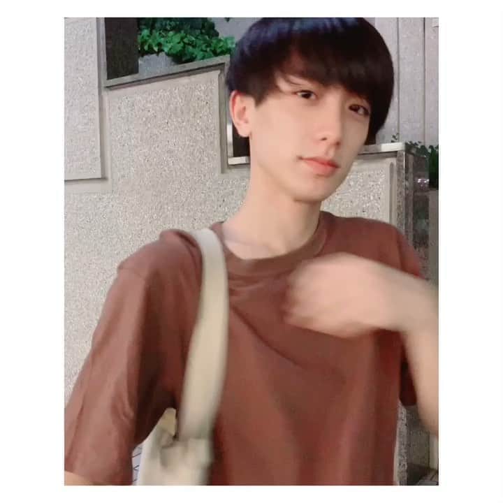 小西詠斗のインスタグラム：「写真撮って欲しかったのに、笑 プライベートだとモゴモゴ喋るの直したい🤦‍♂️」