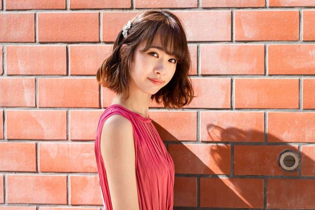 菅原京香のインスタグラム：「2020.09.03  今日も１日お疲れ様でした✨  浅草での撮影データいただいたので、 早速、投稿していきたいと思います💗  dress... @theory_jp」