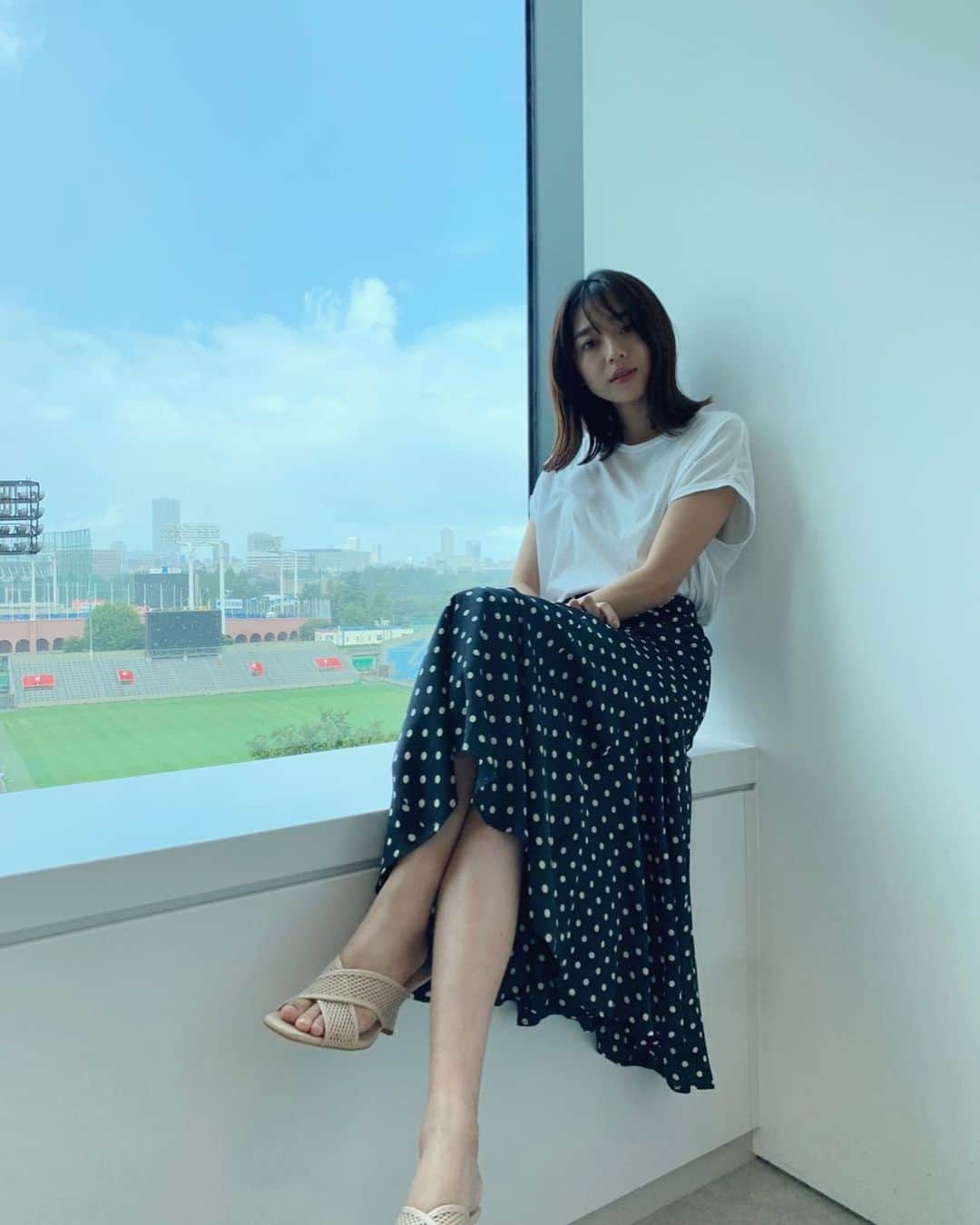 江藤百香のインスタグラム：「今日はアルページュストーリーさんの展示会に行ってきました！着ているものも、 @jusglitty_official @arpege_story です🌸 今なら9/4〜から、JUSGLITTY有楽町マルイ店限定でノベルティフェア開催してるみたいなので、お店でチェックしてみてください😊 #arpegestory #jusglitty」