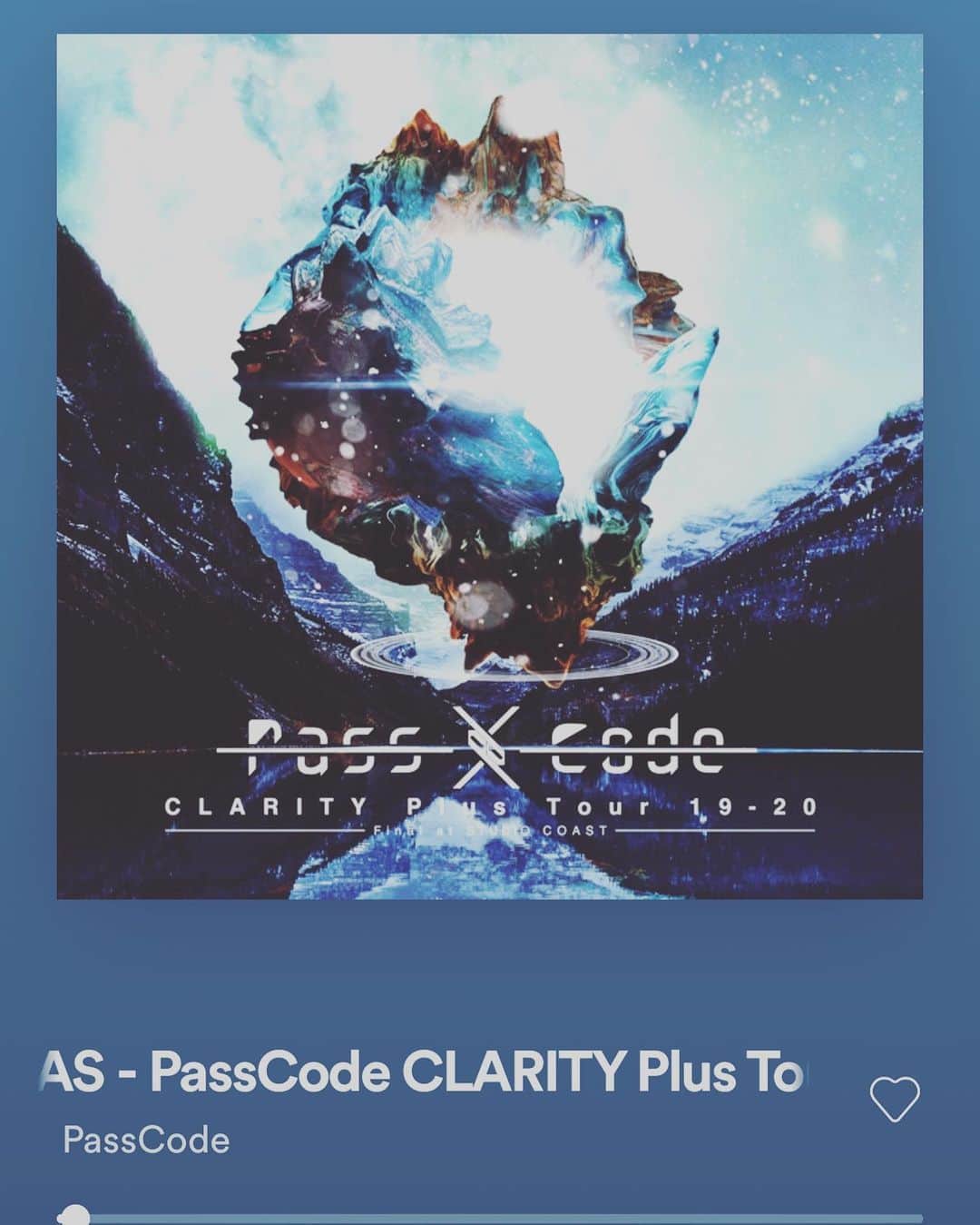 セゴリータ三世のインスタグラム：「運動しながら聴いてる音楽も紹介していきます。  今日はPassCodeのCLARITY Plus Tourのファイナルです。 ライブ音源はめっちゃ気合い入ります。 早く密になりたいですな。  本日のデータはコチラ 体重78.5kg（前日比＋0.3kg） BMI24.2（前日比＋0.1） 体脂肪率21.7（前日比＋0.3%） 内臓脂肪レベル10.5（前日比＋0.5）  ふざんな、増えてやがる！！  #100日ダイエット #100日後に痩せる元ゴリラ #2日目」