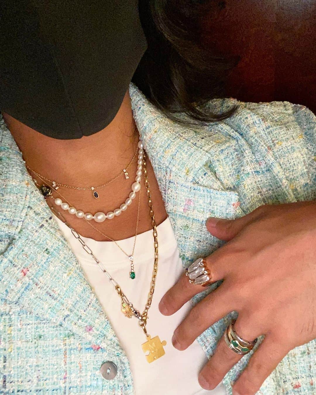 稲木ジョージのインスタグラム：「Layer up! @milamorejewelry 💎」