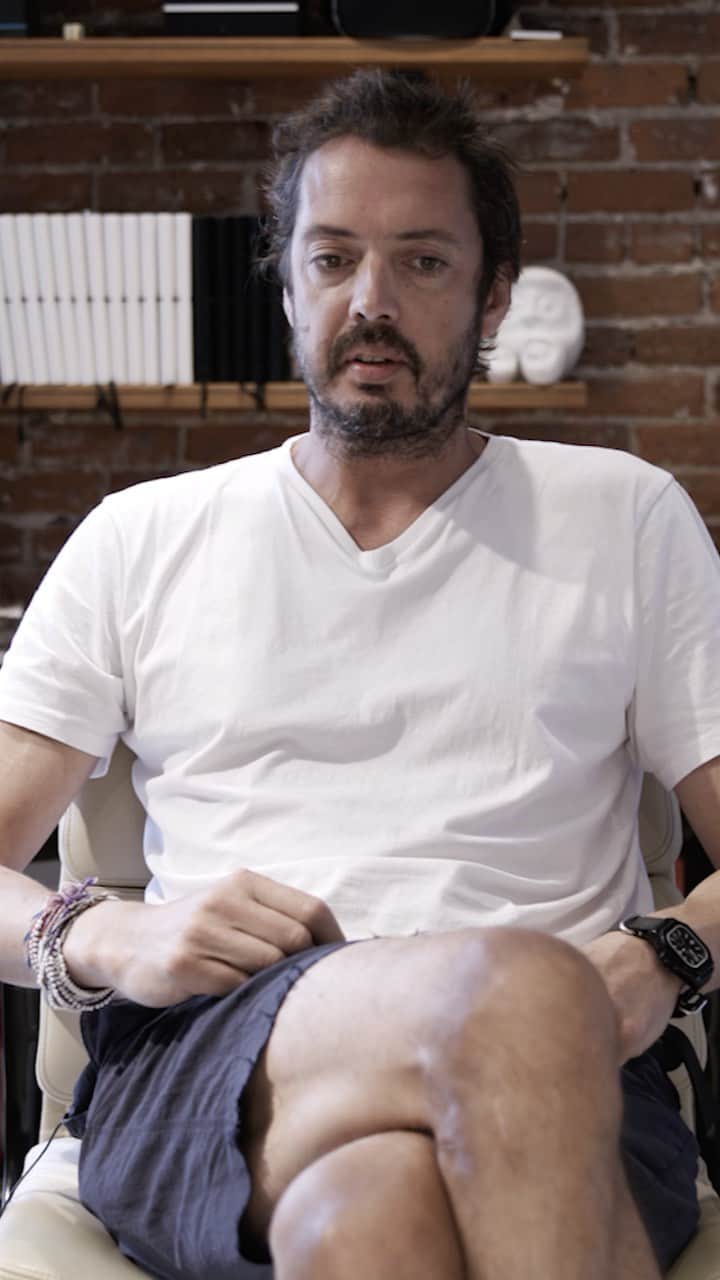 ラグ&ボーンのインスタグラム：「The core mission of rag & bone is to make shit that matters, that means something, has a reason to exist. We haven’t always managed that, and we may never be perfect, but we have been given a once-in-a-lifetime chance to take a step back and to ask ourselves why we do what we do and make some changes. Making clothes that mean something to people is more important now than maybe ever before.」