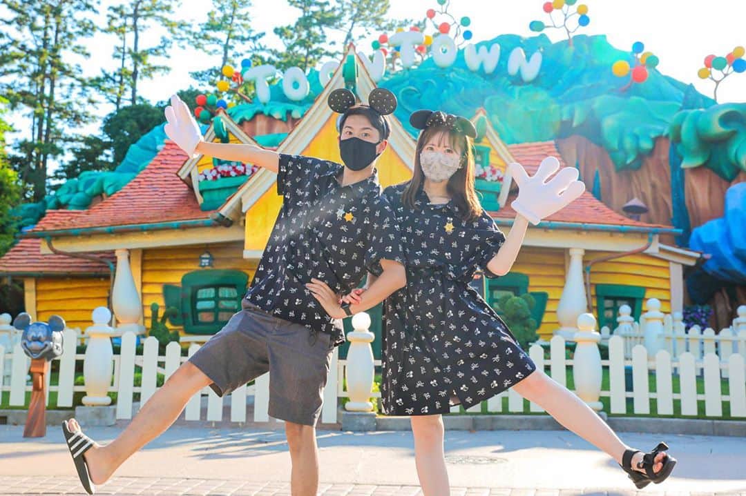 あいにゃんさんのインスタグラム写真 あいにゃんinstagram いつぶりかなぁ Areeamのお洋服でお揃いコーデなんかしちゃって ディズニー行っちゃった きゃーっ 照 婚約のお祝いにお友達からもらったチケットで こーちゃんと久しぶりのラブラブディズニー