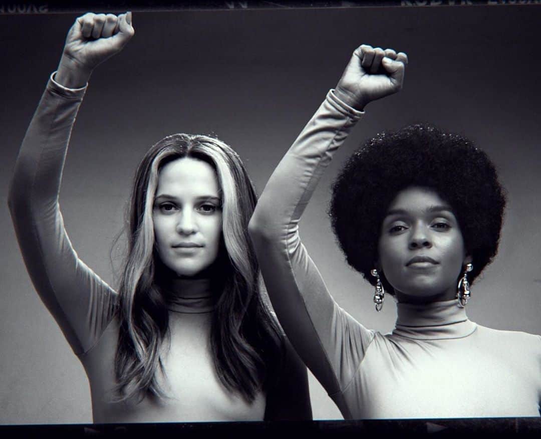 Just Jaredさんのインスタグラム写真 - (Just JaredInstagram)「The trailer for “The Glorias,” tracing the life of famed activist @gloriasteinem, is finally here! Tap this pic in the LINK IN BIO to watch.  #AliciaVikander #JanelleMonae #JulianneMoore #LorraineToussaint Photo: Amazon」9月3日 22時33分 - justjared