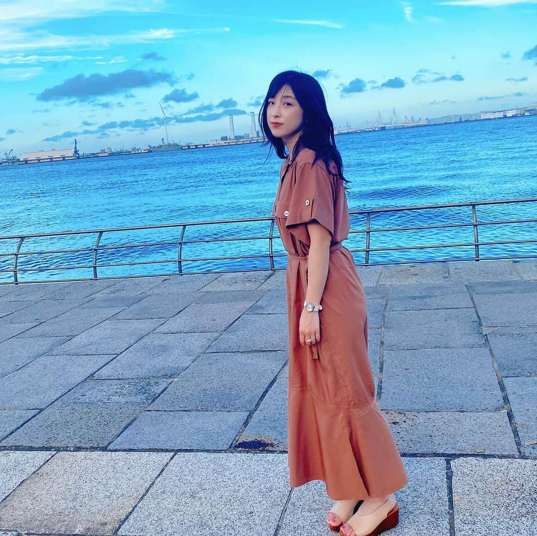 のインスタグラム：「マジックアワーって良いよね。 気が抜けたかお。 気がついたらもうすぐ30歳。 はやい。たのしみ。」