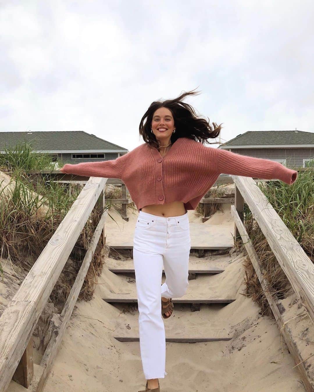 エミリー・DiDonatoさんのインスタグラム写真 - (エミリー・DiDonatoInstagram)「Welcoming September like ... 💃🏻😍🥰」9月3日 23時38分 - emilydidonato