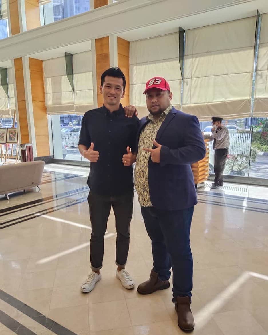 のインスタグラム：「New Owner 💪💪💪 GOMO KELATE GOMO   #restart #kotabharu #kelantan #kelantanfa #kelantanfafans  #trwcc #mfl #football2020 #football #enjoyfootball #malaysia #malaysiafootball #enjoyfootball #goal #zamburger」