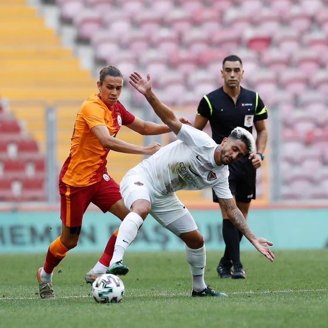 ガラタサライSKさんのインスタグラム写真 - (ガラタサライSKInstagram)「📸 Karşılaşmanın ilk yarısından kareler.」9月4日 0時02分 - galatasaray