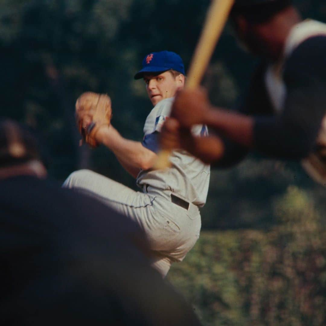 lifeさんのインスタグラム写真 - (lifeInstagram)「Rest in peace, Tom Seaver. This pitcher for the "Amazin' Mets" has passed away at 75. For more on this legend, check the link in bio.(📷Co Rentmeester, 1969/LIFE Picture Collection) #tomseaver #nymets #baseball @mets」9月4日 0時01分 - life