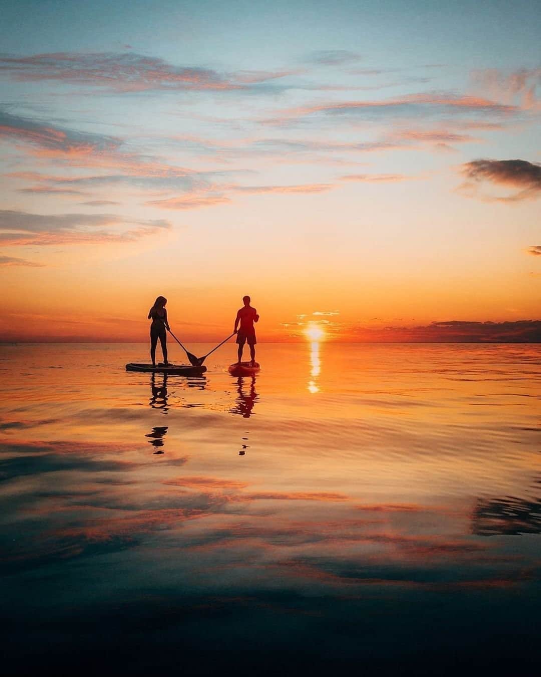Explore Canadaさんのインスタグラム写真 - (Explore CanadaInstagram)「Paddling into the sunset 🌅⁠ .⁠ What’s your favourite way to get outside and explore your local area on a warm summer evening? Share in the comments below! #ExploreCanada⁠ ⁠ *Know before you go! Check the most up-to-date travel restrictions and border closures before planning your trip.*⁠ ⁠ 📷: @sandrinemallet⁠ 📍: @destinationnb⁠ ⁠ #ExploreNB⁠」9月4日 0時01分 - explorecanada