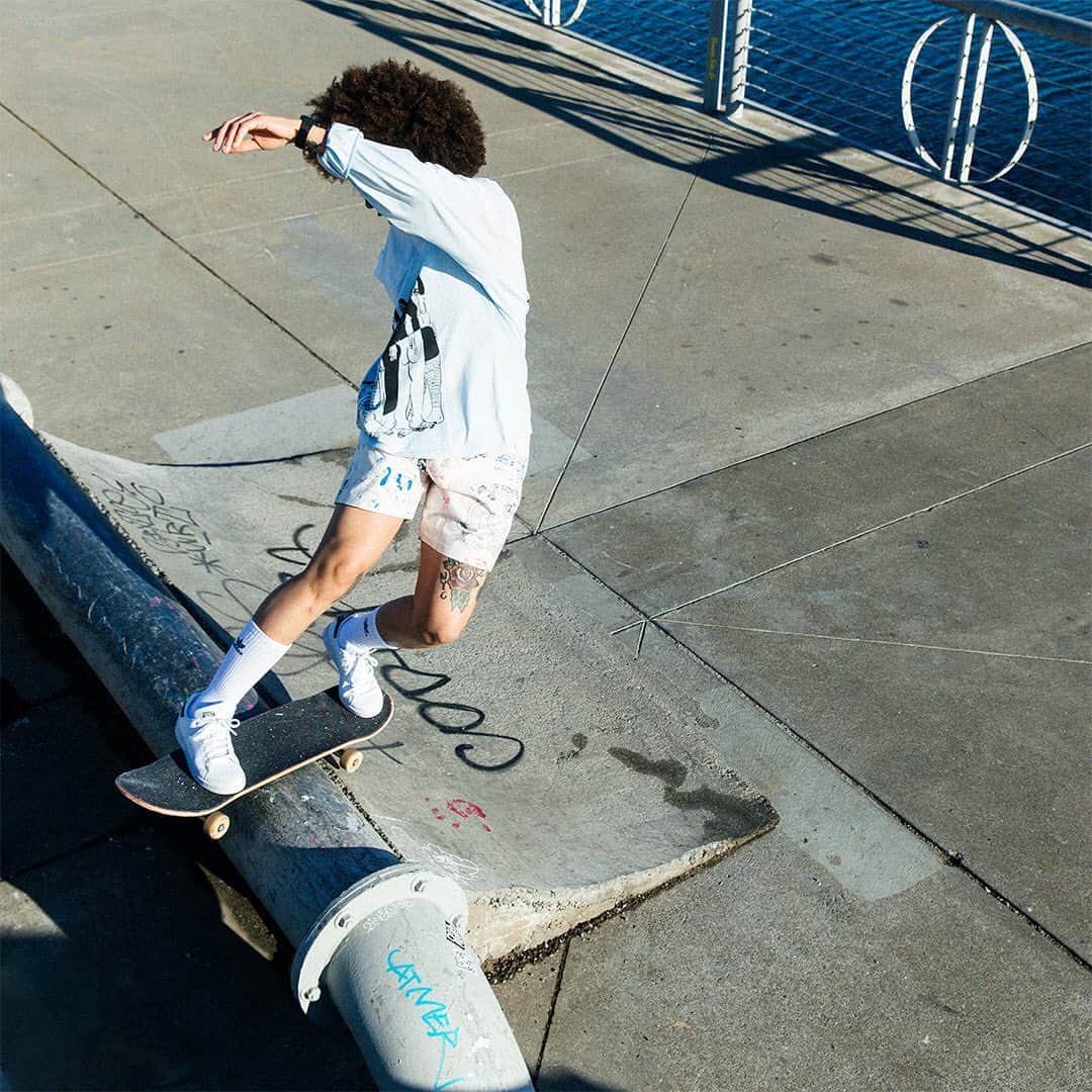 adidas Skateboardingのインスタグラム：「Casual comfort boldly stated /// The Unity x adidas Skateboarding collection is now available at your local skate shop and online at adidas.com/unity_collection • #adidasSkateboarding #UnitySkateboarding #queerSkateboarding」
