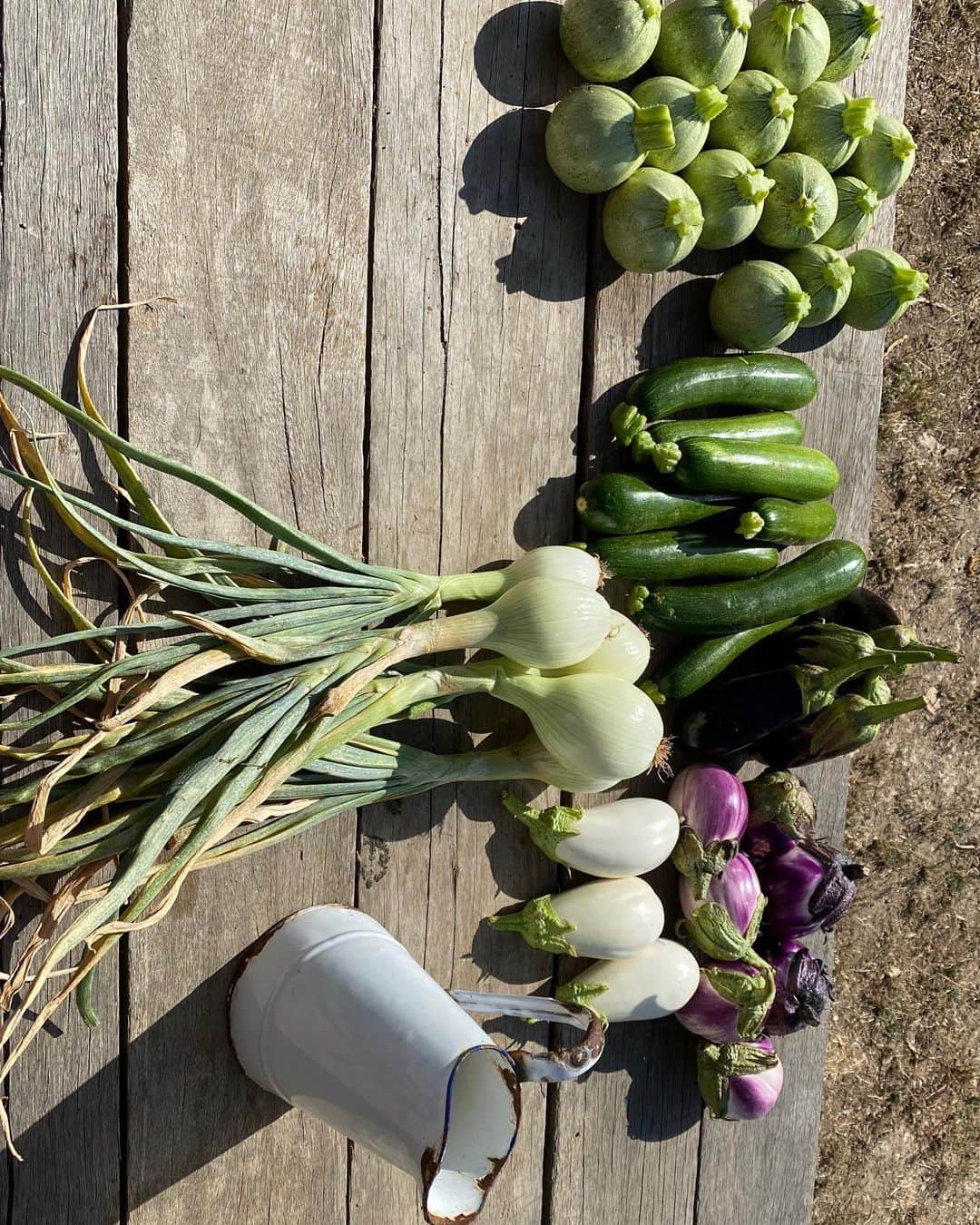ザヒア・ドゥハールのインスタグラム：「🥕🥒🌶😋」