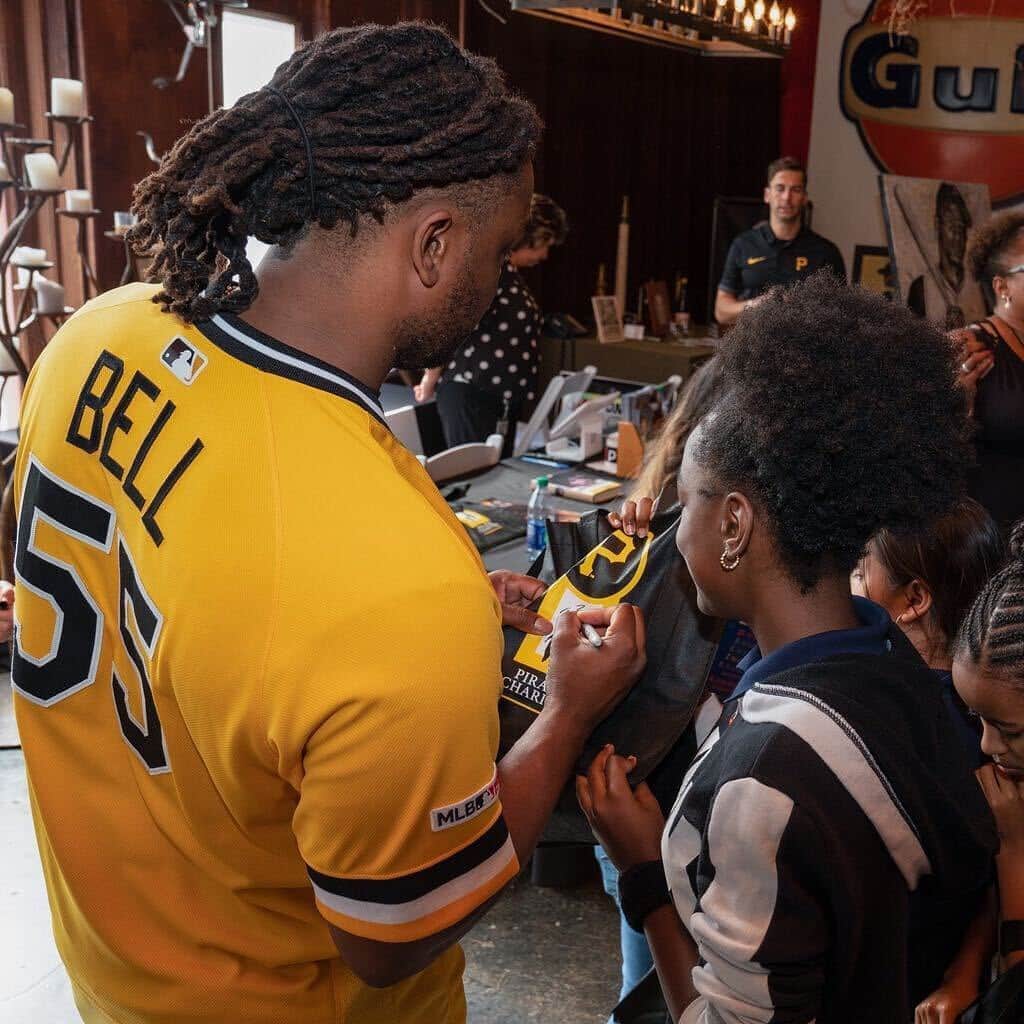 ピッツバーグ・パイレーツさんのインスタグラム写真 - (ピッツバーグ・パイレーツInstagram)「Congratulations to @bell.josh19, our 2020 Roberto Clemente Award Nominee!」9月4日 2時06分 - pittsburghpirates