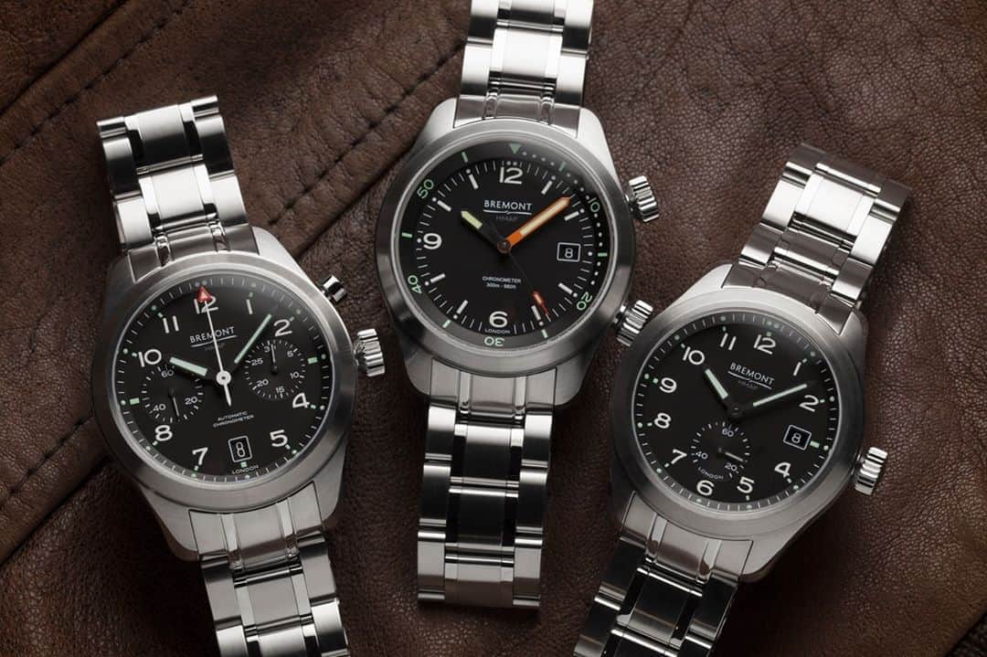 のインスタグラム：「The Armed Forces Collection is Co-Founders @bremontNick and @Gilesenglish recommended range this month.⁠ ⁠ A range that was introduced back in 2019 and came as a result of Bremont significant dedication to its #military connections including supplying watches to many military personnel the world over and becoming first watch brand to sign the United Kingdom’s Armed Forces Covenant @ministryofdefence⁠ ⁠ Tap the image to explore the Broadsword ('the @britisharmy watch'), Argonaut ('the @royalnavy watch'), and Arrow ('the @royalairforceuk watch').⁠ ⁠ #bremont #bremontwatches #MoD #ministryofdefence #armedforces #army #navy #royalnavy #royalairforce #military #militarywatch #pilot #pilotwatch #aviation #chronograph #testedbeyondendurance」