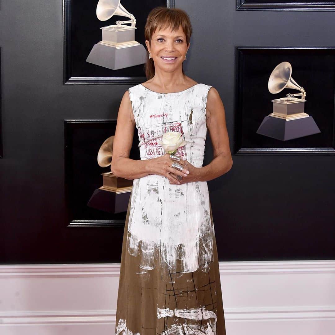 The GRAMMYsさんのインスタグラム写真 - (The GRAMMYsInstagram)「As part of our commitment to evolve hand-in-hand with membership, Black Music Collective will serve as a space for members to speak openly about new and emerging opportunities in Black #music across all genres and identify ways to drive more #representation.⁣ ⁣ @QuincyJones, Jeffrey Harleston, Jimmy Jam (@flytetymejam), Debra Lee (@iamdebralee), @JohnLegend, and Sylvia Rhone (@iamsylviarhone) will serve as honorary chairs of the BMC. A distinguished leadership committee will be confirmed in the coming weeks and will work in sync with the honorary chairs to propel the collective's mission. ⁣ ⁣ Recording Academy Trustee Riggs Morales (@riggysmallz) and Washington, D.C., Chapter Executive Director @JerielJohnson_ will lead the initiative internally.」9月4日 2時44分 - recordingacademy