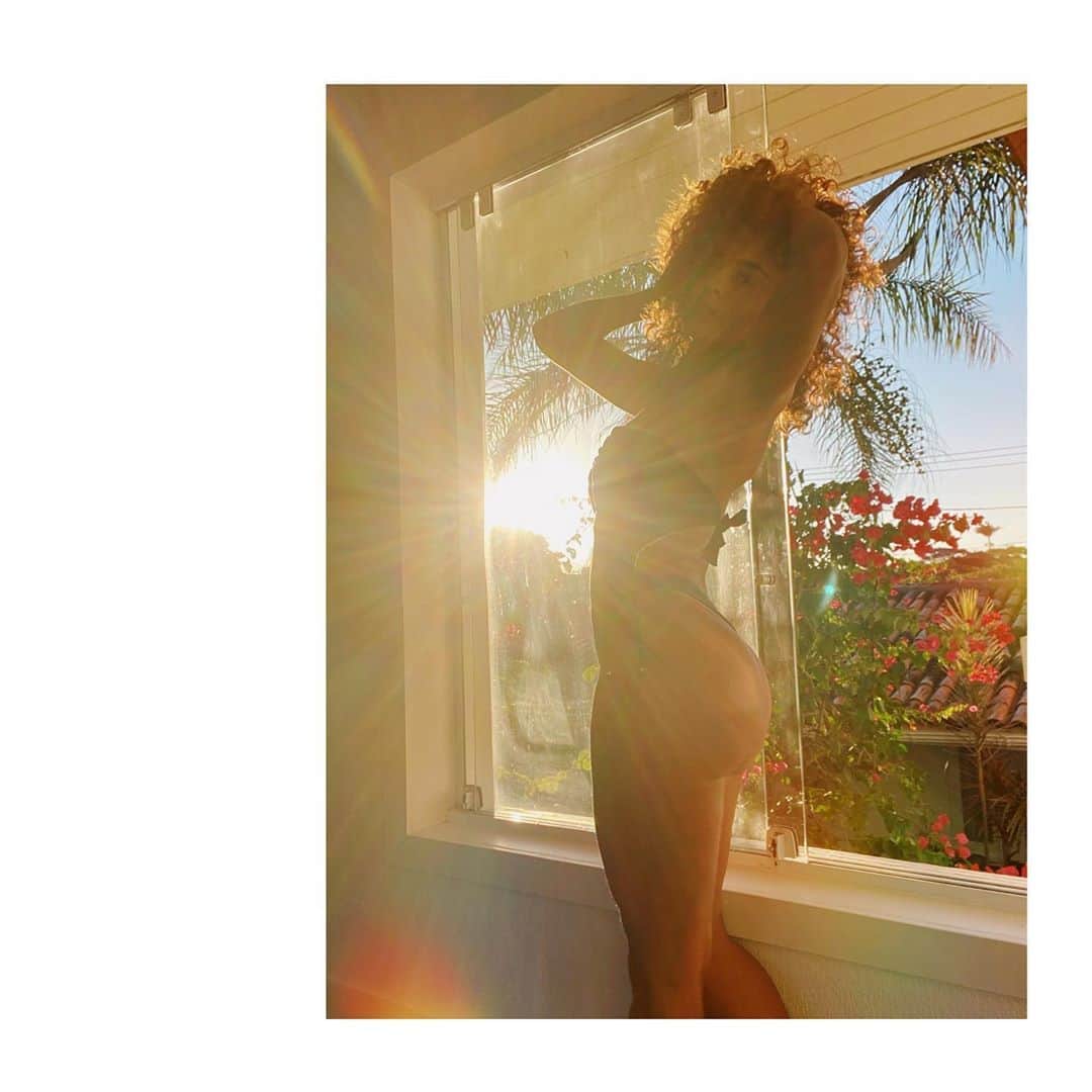 ジュリアナ・パエスのインスタグラム：「#tbt sensuellen #flashdance #kdminhapolaina」