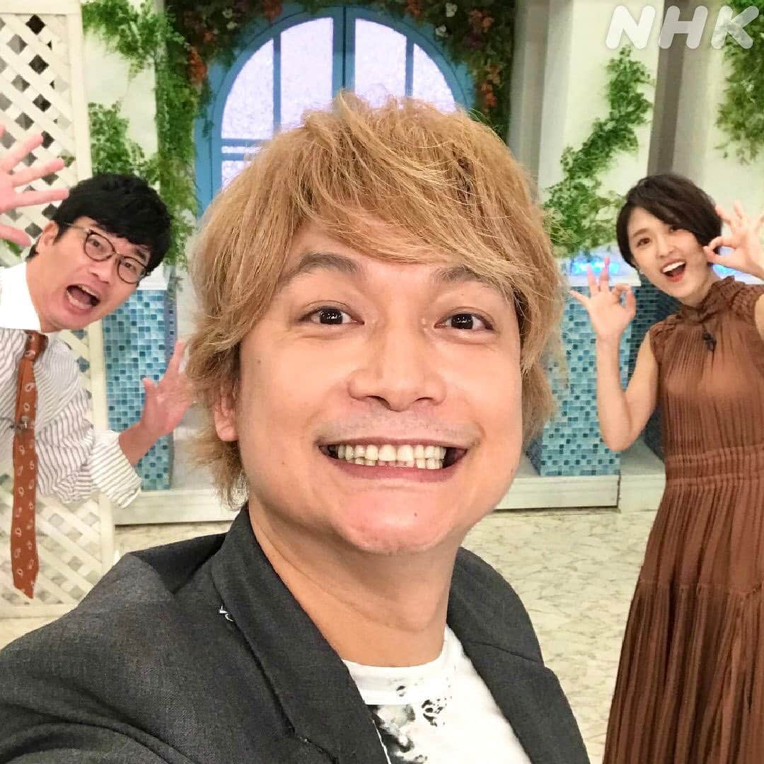 あさイチさんのインスタグラム写真 - (あさイチInstagram)「おうみです。今朝のゲストは、香取慎吾さん✨  華大さんお休みという状況の中、 「よーし、がんばるぞー！」とMCスイッチを入れて 一緒に番組を盛り上げてくださいました！ ありがとうございます！！  初対面の緊張感の中で生まれる沈黙の間すら楽しい、 仕事は頑張るのではなく"一笑懸命" というお話が印象的でした。  どんな仕事も、楽しみを見つけられるかどうかは 自分の姿勢次第なのかも。。。 慎吾ママ好き世代なので、 これからもコントをたくさん見たいです！  #香取慎吾 さん #プレミアムトーク #おっはー #世代 です✨ #一笑懸命 #MCスイッチ  #近江友里恵 アナ #nhk #あさイチ #8時15分から」9月4日 12時57分 - nhk_asaichi