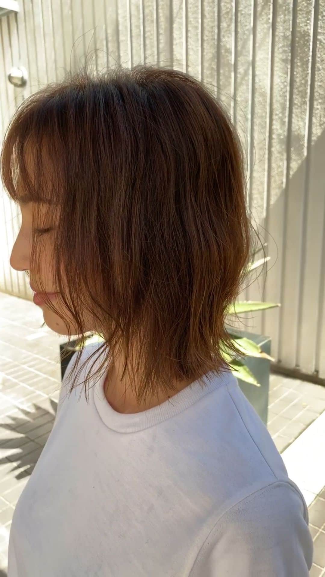 のインスタグラム：「new hair✌️🤍🤍🤍」