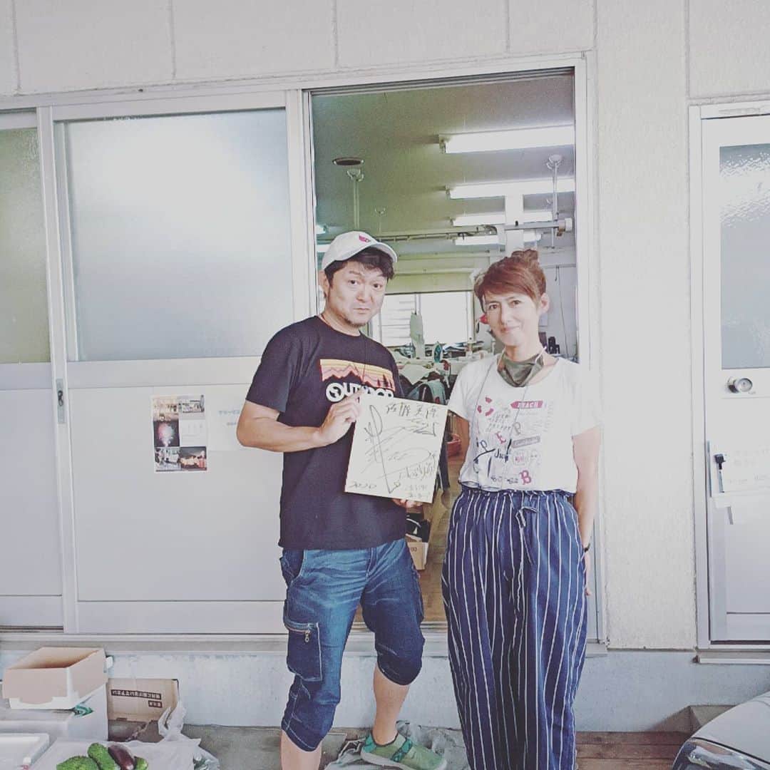 のインスタグラム：「。 今回トートバッグ縫製工場、 佐藤被服さんにお届けしましたー 出来上がりが楽しみですー (^○^)」