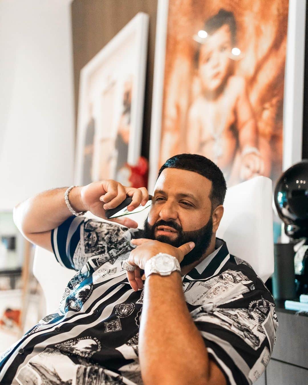 DJキャレドさんのインスタグラム写真 - (DJキャレドInstagram)「Approvals is in !  Something coming ill keep you posted  Each 🔑 leads to the next 🔑  Luv always KHALED KHALED」9月4日 6時15分 - djkhaled