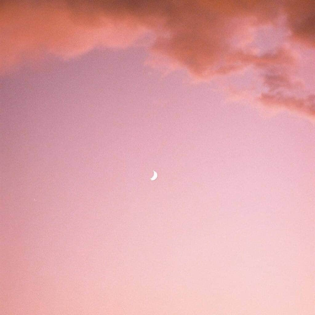 Glossierさんのインスタグラム写真 - (GlossierInstagram)「🌙☁️🎨✨」9月4日 7時15分 - glossier