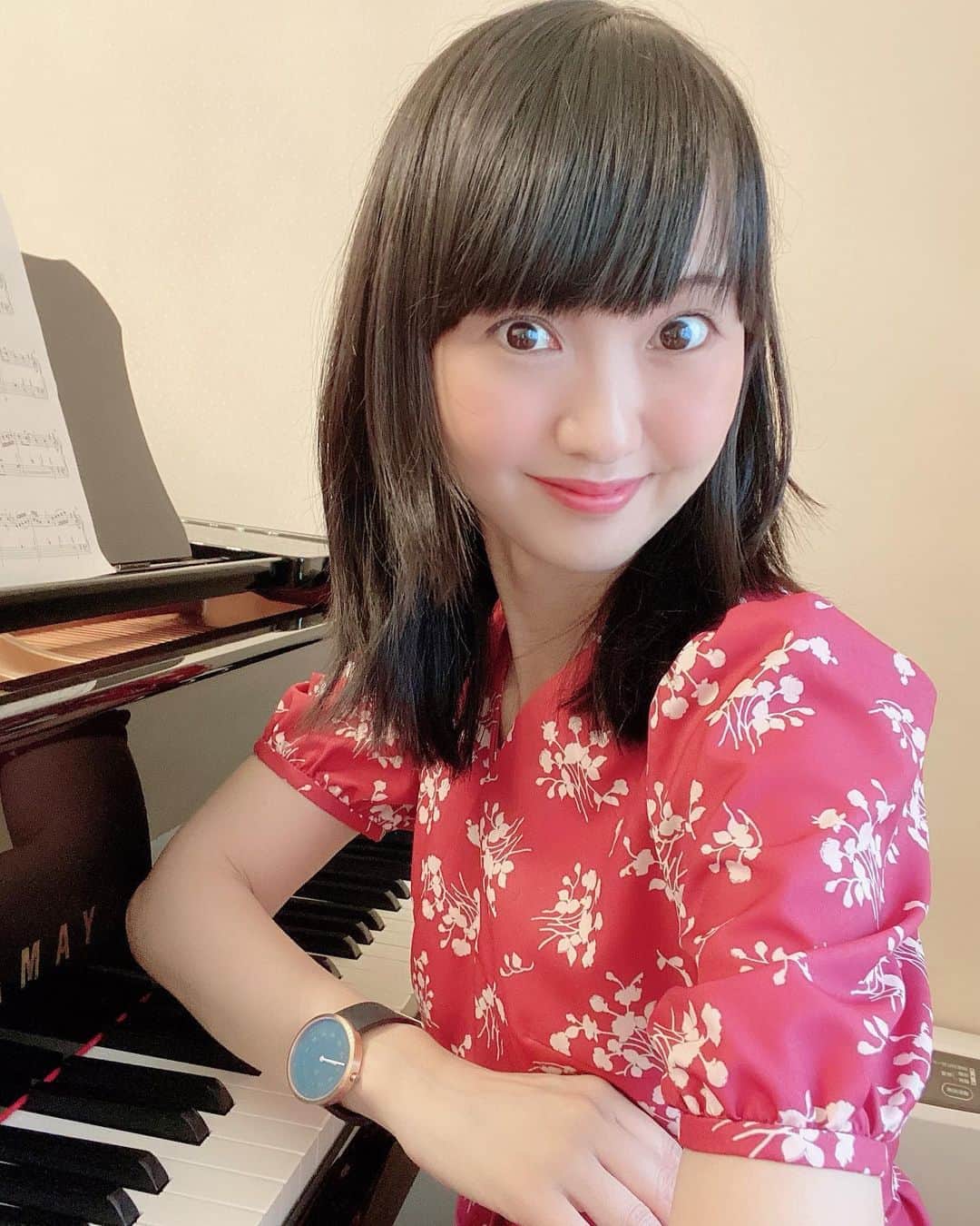 のインスタグラム：「*   ♩.:*・♪・*:.♬.:*・♩*:.♬.:*・♩・♪:.♬   今日も メンズライクで　オシャレ⌚️ @mavenjapan   着けてみました💓  文字盤のデザインも素敵💓⏰⭐️✨  ⇩ ⇩  ⭐️⭐️⭐️クーポルコード⭐️⭐️⭐️  【princgzb】 で10%off になるので 是非　使って下さいね♥️🥰   ♩.:*・♪・*:.♬.:*・♩*:.♬.:*・♩・♪:.♬  #マベン #マベンウォッチズ  #時計 #時計倶楽部 #腕時計 #mavenwatches」
