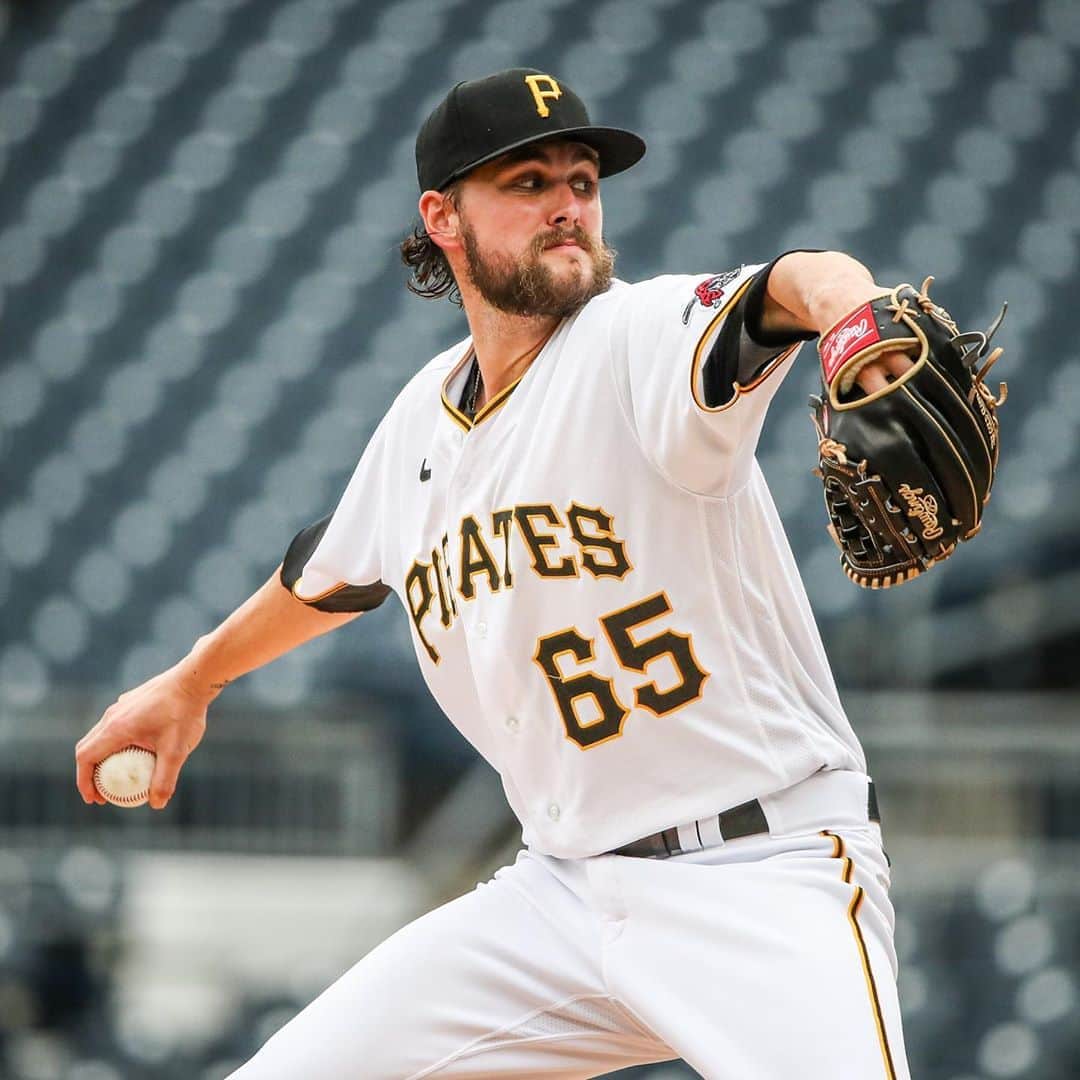 ピッツバーグ・パイレーツのインスタグラム：「First Major League win for @itsjtbrubaker!」