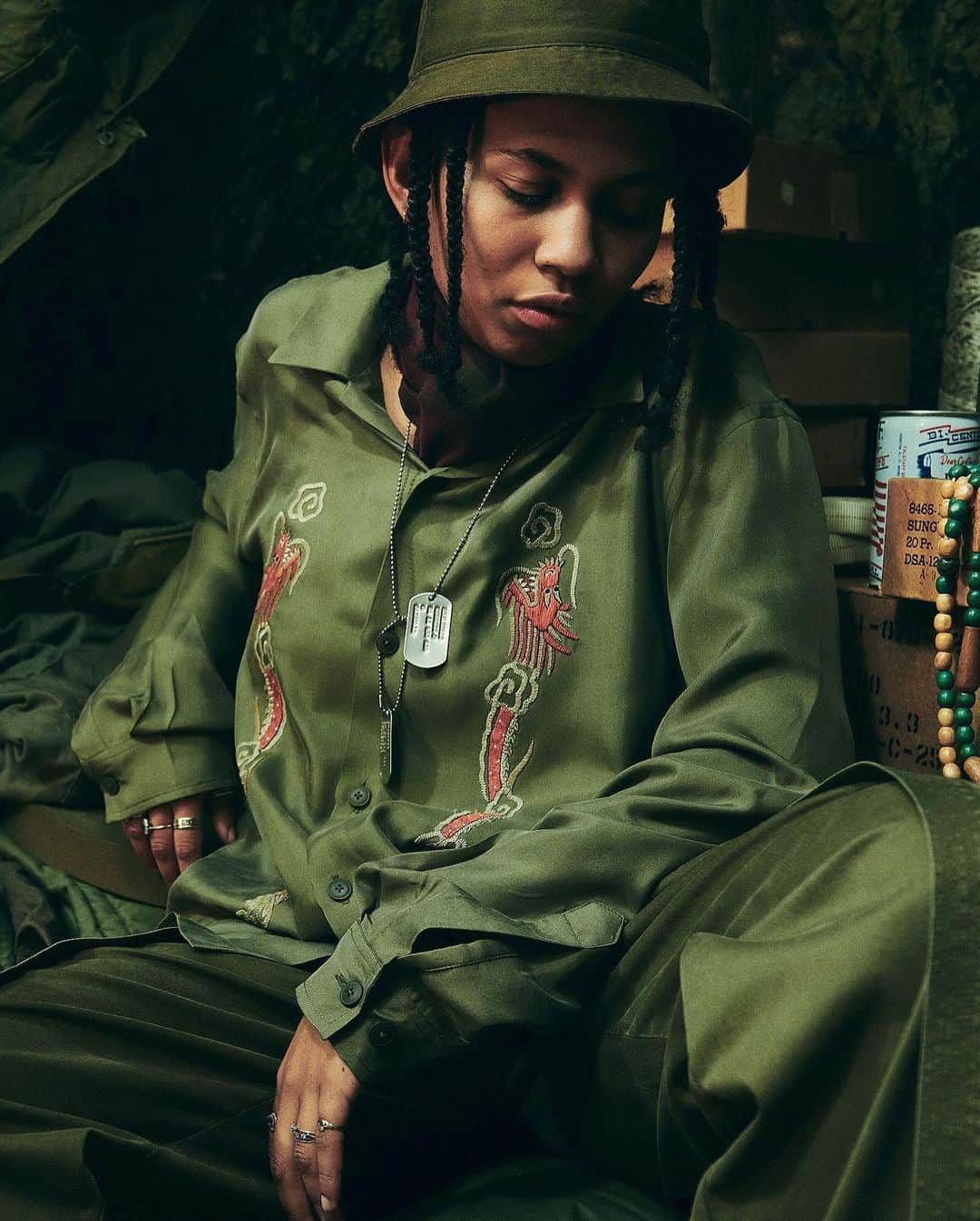 HYPEBEASTさんのインスタグラム写真 - (HYPEBEASTInstagram)「@hypebeaststyle: @maharishi has revealed a new M.A.H.A. World Corps capsule. Reinterpreting the classic military influence, a focal point for this collection is the customization and decoration of uniforms that followed the forced conscription of indigenous people around the world. It also draws inspiration from Vietnamese Hmong Story Cloths, which now feature artworks showing Hill Tribes mixing with AWOL soldiers, and military-style patches reworked in organic cotton. Look for it all to release via the brand’s web store in the near future.⁠⠀ Photo: @alastairstrong」9月4日 14時35分 - hypebeast