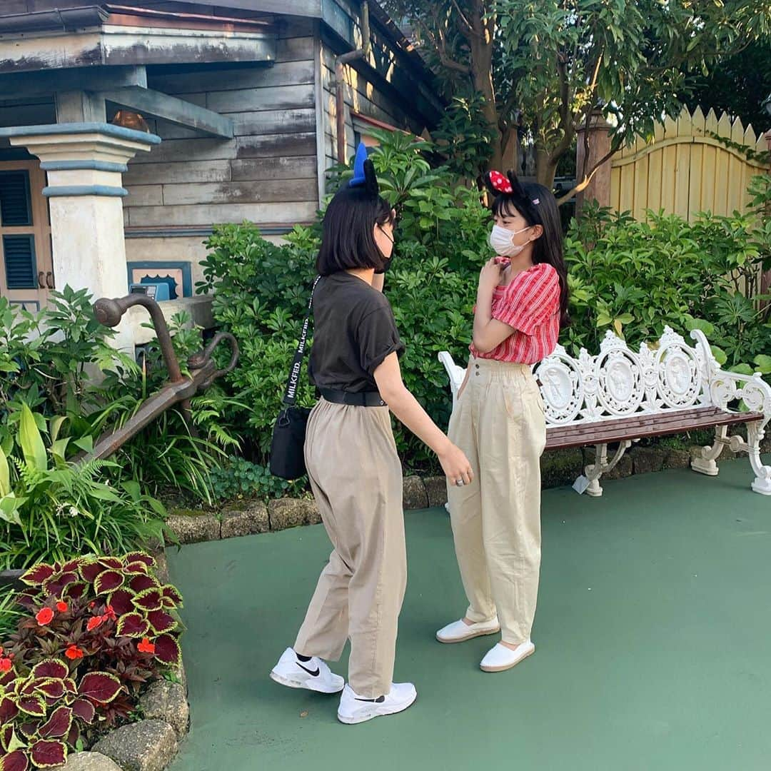 黒川心のインスタグラム：「もうディズニーが恋しい、、💭  #東京ディズニーランド」