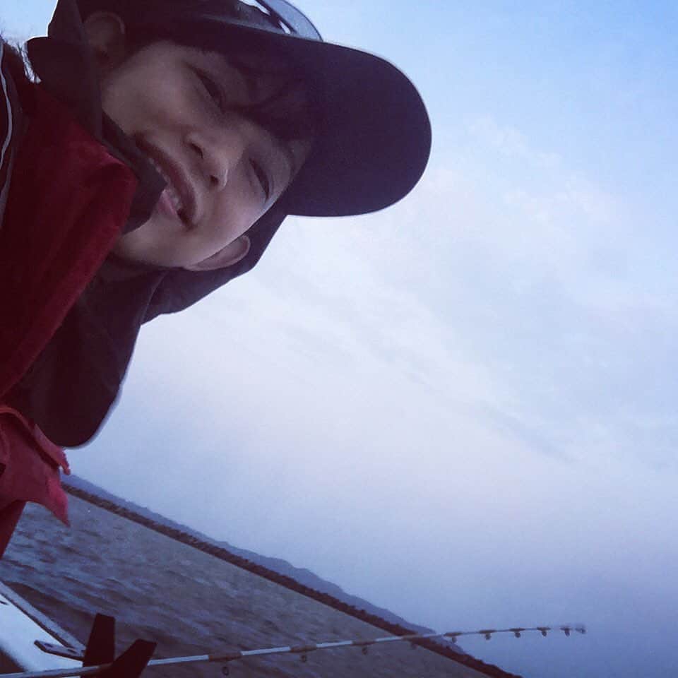 田井弘子さんのインスタグラム写真 - (田井弘子Instagram)「釣り🎣行きたいなぁ〜  鯛釣りに行きタイ！  堤防でサビキでもいい〜  で、アジの　#泳がせ釣り やってみタイ‼️」9月4日 9時49分 - hirokotai