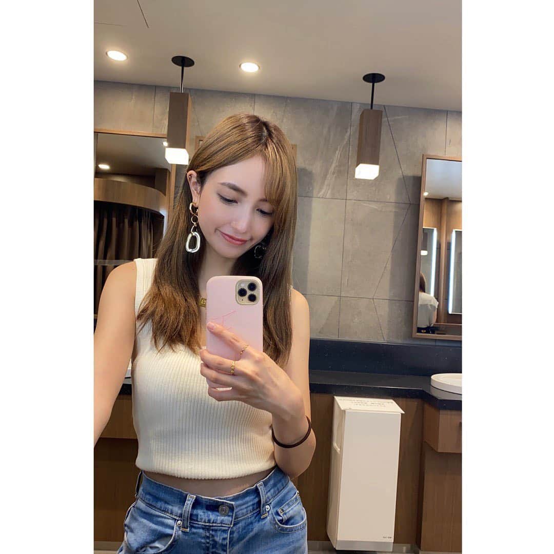 水野星奈のインスタグラム：「newの⁣⁣@CASETiFYのiPhoneケース⭐️ たまには気分変えてみる📱💕  ⁣⁣ ⁣⁣@CASETiFY @CASETiFY_jp #CASETiFY #StateYourCase」