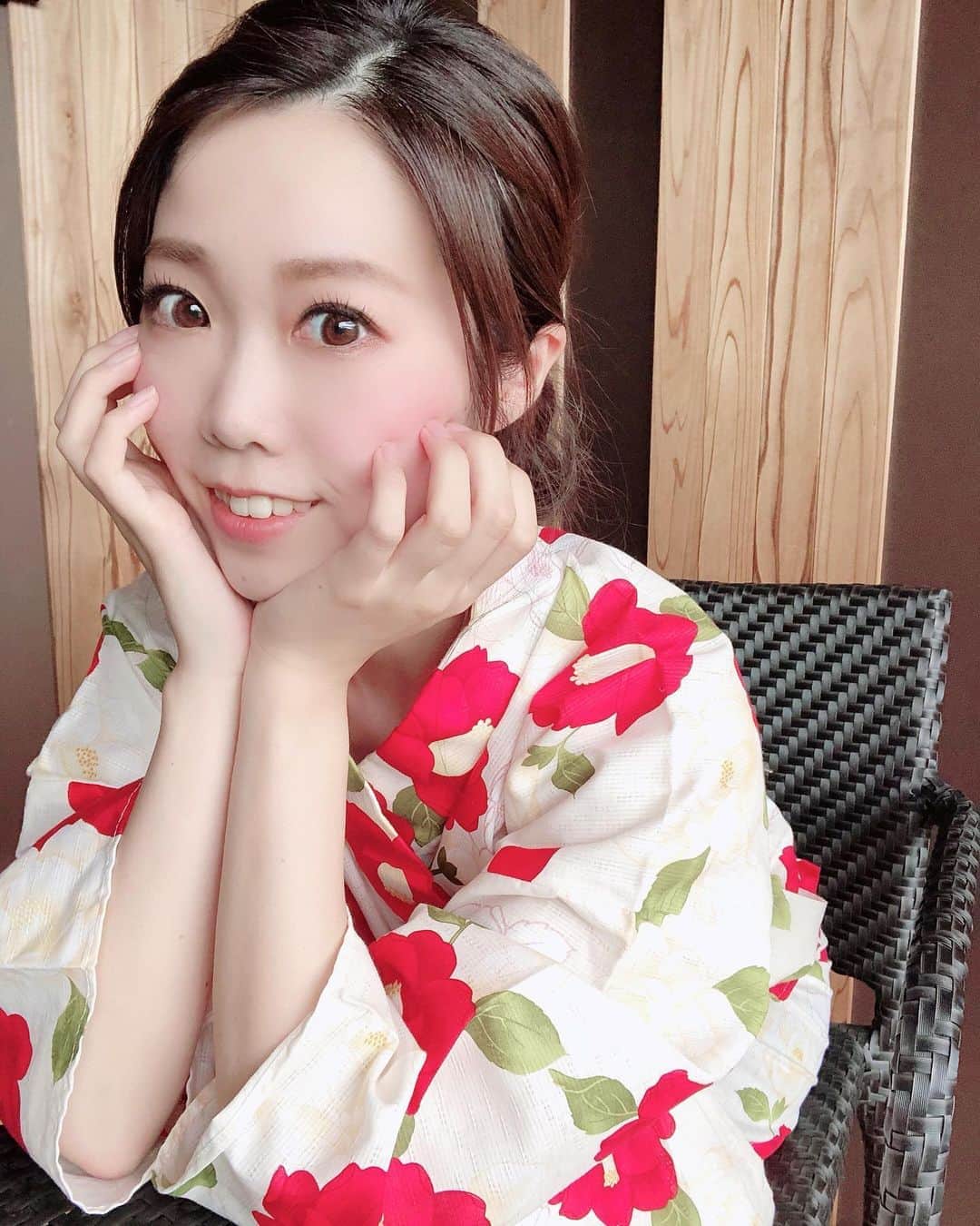 のインスタグラム：「#goodmorning ☀️﻿ ﻿ ﻿ 木の香りでいっぱいのお宿で﻿ 最高すぎる目覚め🌲﻿ ﻿ @奈良🦌﻿ @setre_naramachi  ﻿ ﻿ 1日過ごすだけで﻿ 木の香りでなんだか心が﻿ ふんわり優しくなった気分✨﻿ ﻿ ﻿ お部屋もお食事も﻿ アメニティもホテル内施設も﻿ すべてがナチュラルで最高🌱﻿ ﻿ ﻿ ゆっくりレポしていくので﻿ お楽しみに😆🌈﻿ ﻿ ﻿ #奈良 #ならまち #セトレならまち﻿ #ホテル #travel #古都 #奈良公園﻿ #奈良観光 #浴衣 ﻿」