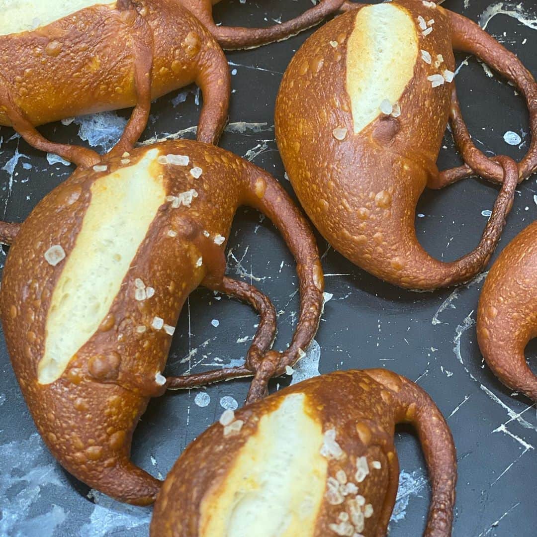 魔女菅原のグルメインスタ