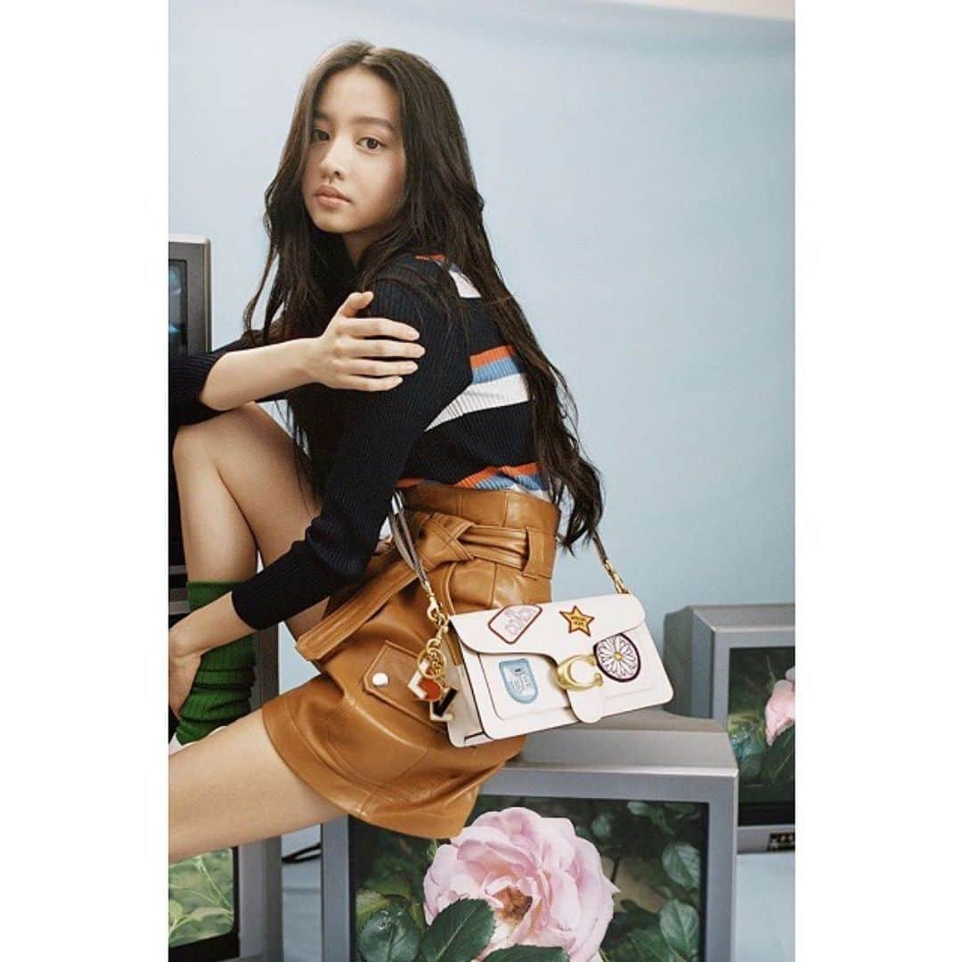 Yusuke Saekiのインスタグラム：「Recent work . #Repost @idmanagement Our new production work for @coach COACH × KOKI special collaboration 💐⭐️  💐@koki  photographed by @takako_noel  styled by @ryokkissie  hair by @takeshikatoh  make up by @yusukesaeki  prop by @akihiroyamaya  flower designed by @udayoko @logiplantsandflowers  produced by @hiroki_sekiguchi_ @idmanagement  production assisted by @yamanaka_mg   #coachxkoki #Koki #coach #coachNY #coachJP #artists #artwork #productiontokyo #idmanagement」