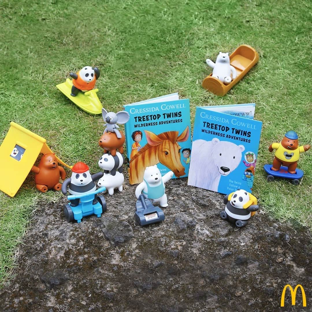 McDonald's Philippinesのインスタグラム：「Have a fun time at home! Choose between a book or a We Bare Bears toy when you order a Happy Meal — now available for as low as P79! Get them now via McDelivery.」