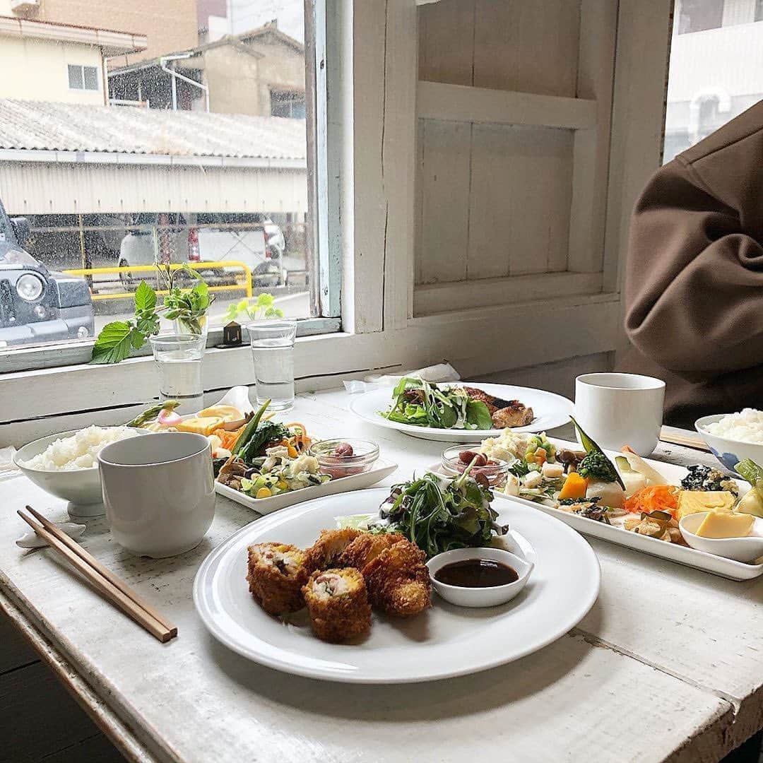 isutaのグルメインスタ