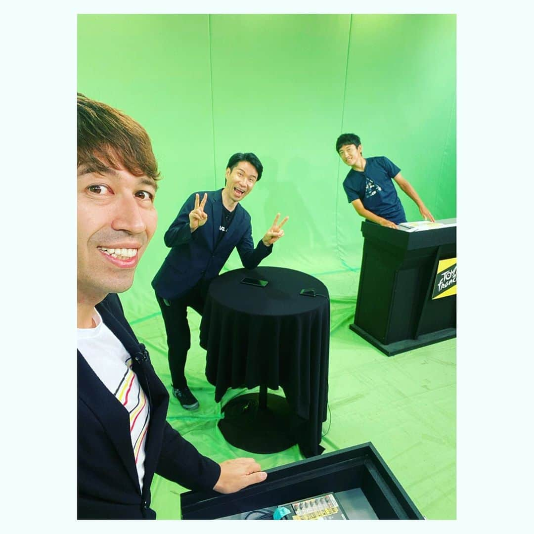 Saschaさんのインスタグラム写真 - (SaschaInstagram)「#ツールドフランス 第6ステージ実況でした。解説は #栗村修 さん。ゲストに #宇都宮ブリッツェン の #増田成幸 選手。山頂フィニッシュで総合優勝争いに動きがあるかと思われましたが、 #アラフィリップ の意地の1秒以外は結果静かでした。そしてカザフスタン人として10年ぶりのステージ優勝となった #ルツェンコ の強さが光りました！週末はいよいよピレネー突入！！次の担当は来週火曜日の第10ステージなので、そこまで1ファンとして声援をフランスに送ります！ #tdf2020 #jspocycle」9月4日 12時25分 - sascha348