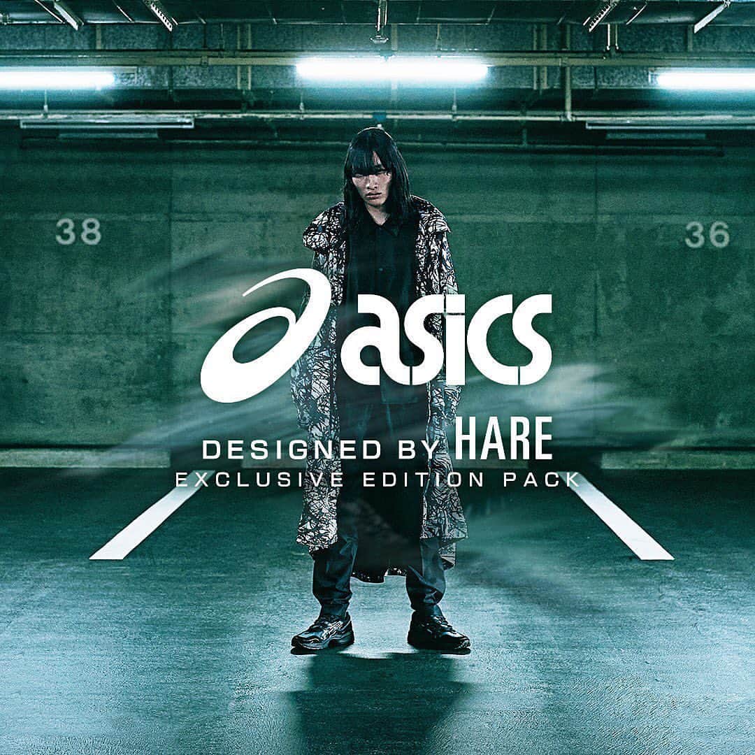 赤間紫動のインスタグラム：「.﻿ ﻿ 【ASICS DESIGNED BY HARE】﻿ -EXCLUSIVE EDITOON PACK-﻿ ﻿ - - -﻿ ﻿ プロジェクトが始まってから約1年。。。まちにまった解禁。。。自分の墨グラフィックを使用して頂き”和”のモードスタイルを表現したシューズ・ウエア、全6型がリリースされます。。ここまでくるのに色々な方々の想いやカタチにする力が集結され素晴らしい仕上がりに。。本当に感謝しかありません。。ありがとうございます。。﻿ ﻿ - - - ﻿ ﻿ ◆2020.09.4 先行予約　﻿ 公式WEBストア.st (ドットエスティ)﻿ https://www.dot-st.com/cp/hare/asics/﻿ ﻿ ◆2020.09.11発売﻿ 全国HARE店舗﻿ 公式WEBストア.st (ドットエスティ)﻿ ﻿ ※シューズのみ10月発売﻿ ﻿ - - -﻿ @hare_official @asics_sportstyle_jp @shido_ak - - -﻿ #HAREASICS #HARE #ASICS #ASICSSportStyle #赤間紫動 #shidoakama」