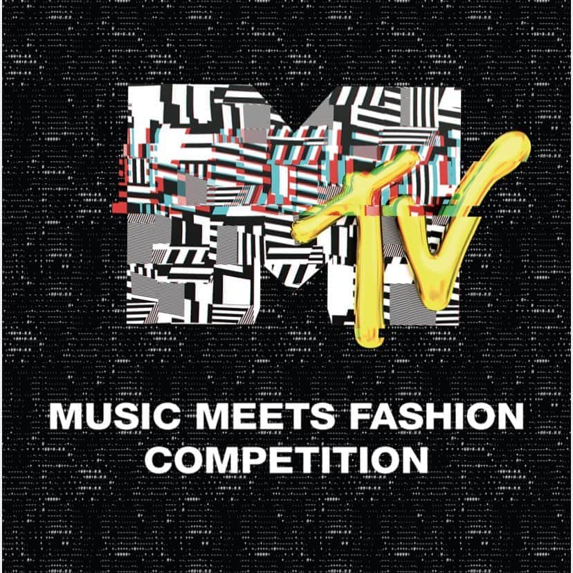 ジェームスロングのインスタグラム：「Stay tuned! #musicmeetsfashion #mtvbreaksdesigner #lfw "©2020 Viacom International Inc.”」