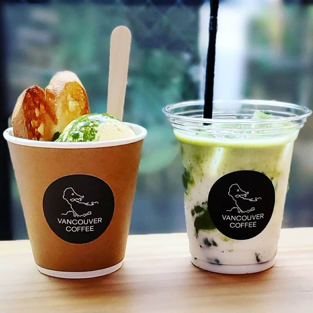 ミスター黒猫（黒猫仙人）のグルメインスタ