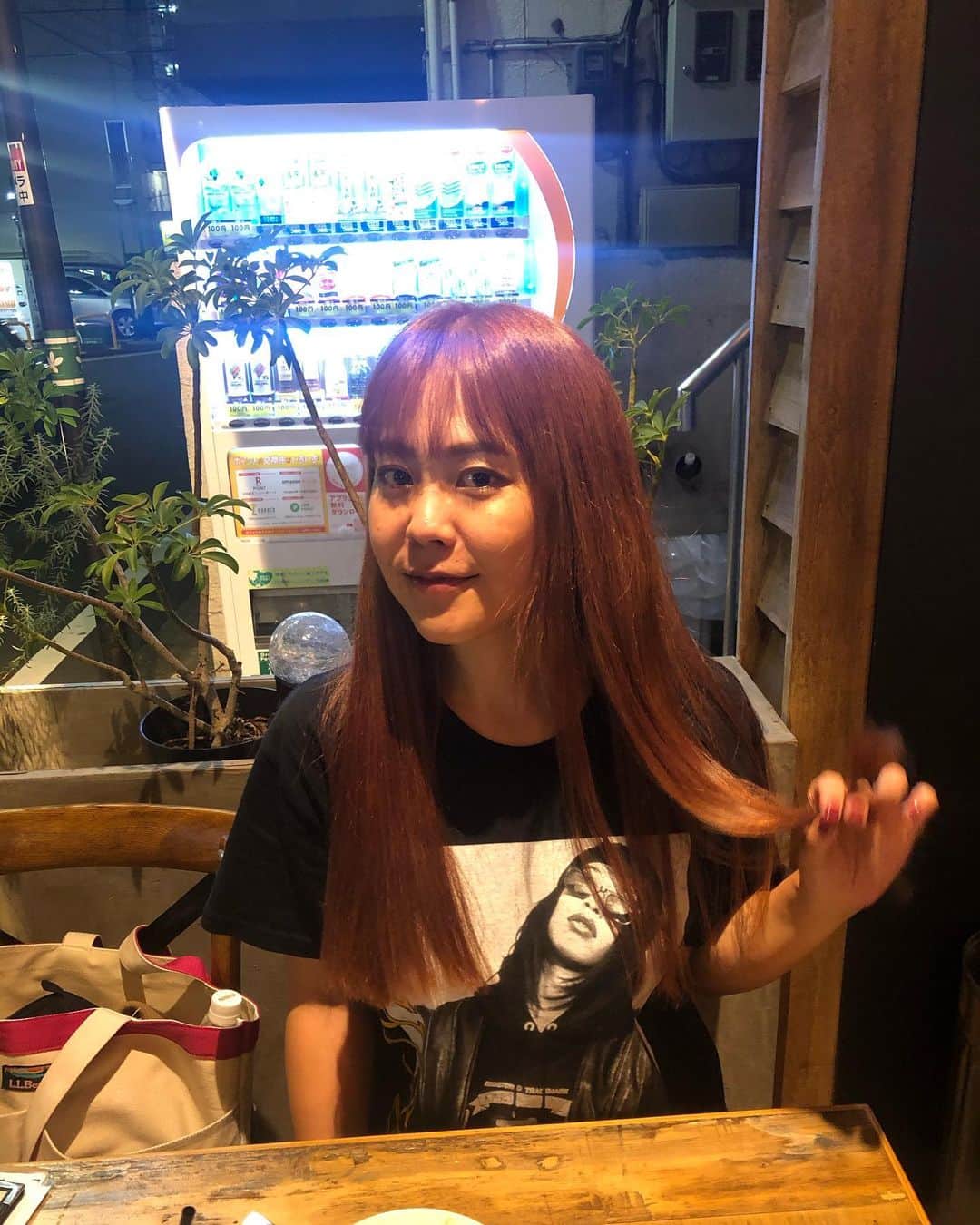 SONOMIのインスタグラム：「髪の毛プチイメチェン記念💇🏻‍♀️」